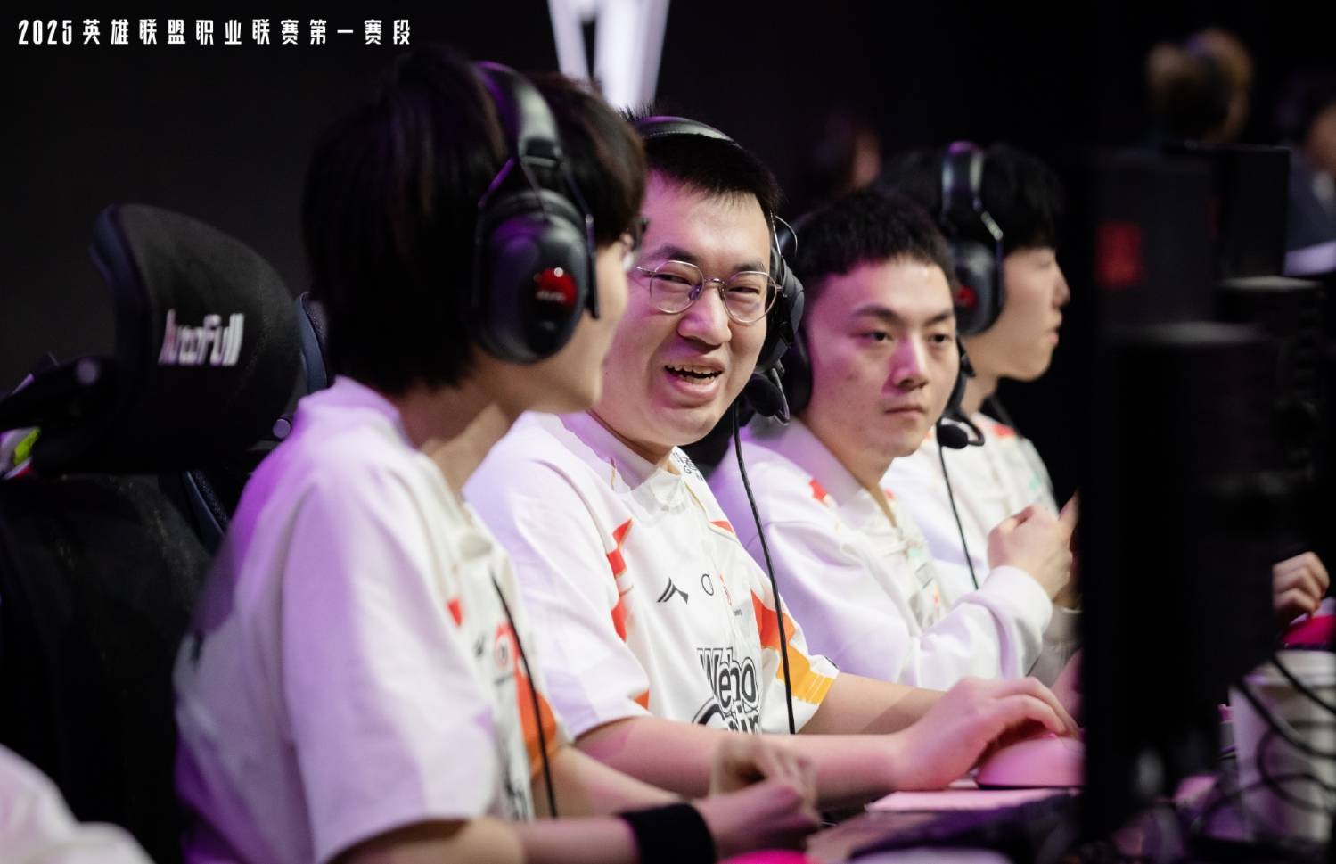  Scout巅峰对决，Ning与30激战G2分钟，绝杀胜负难料！-九游免费注册