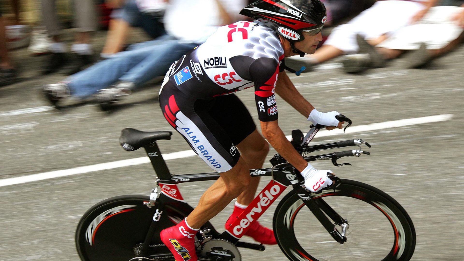 德国队引发争议!,Uzi官方宣布爆冷新规观众掌声雷动